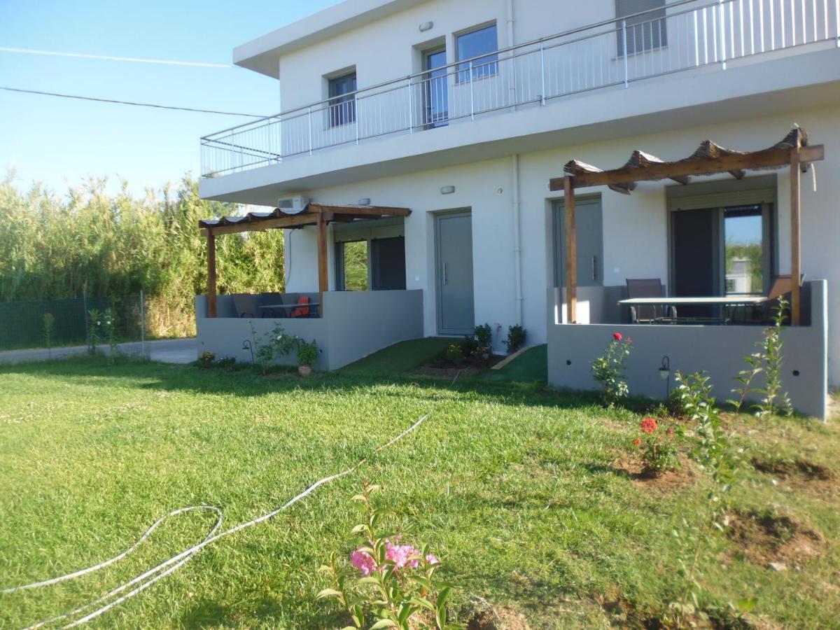 Sea Breeze Apartments Kolymbari Exterior foto